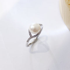 Natural Pearl Twisted Arm with Zircon Silver Ring for Women