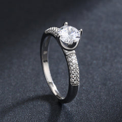 Selling S925 Sterling Silver Crown Four Claw Zircon Rings in Europe and America Female Luxury Online Celebrity Ins Wind High-end Ring Wholesale.