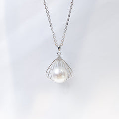 Natural Freshwater Pearl Hollow Fan-shape Pendant Silver Necklace for Women