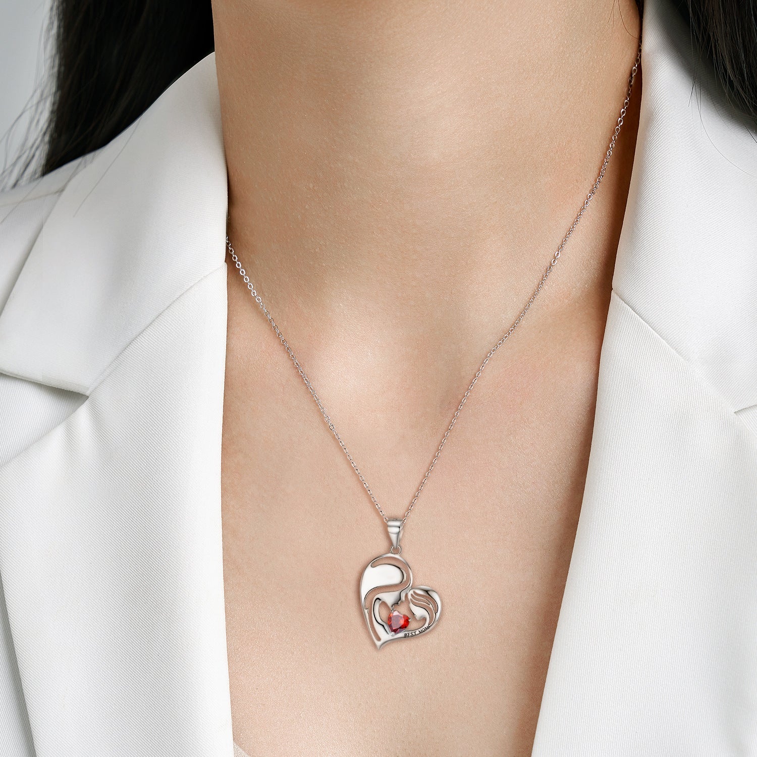 Best Mom Zircon Heart Shape Pendant Silver Necklace