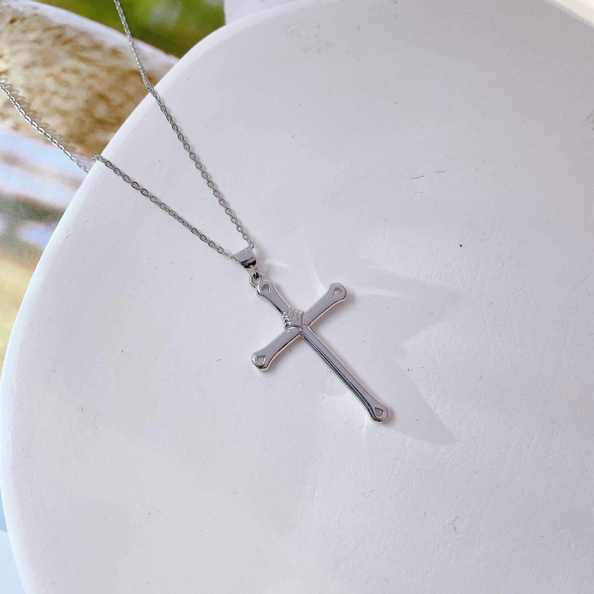 Simple Cross Pendant Silver Necklace for Women