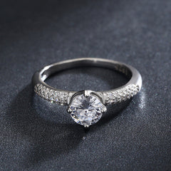 Selling S925 Sterling Silver Crown Four Claw Zircon Rings in Europe and America Female Luxury Online Celebrity Ins Wind High-end Ring Wholesale.