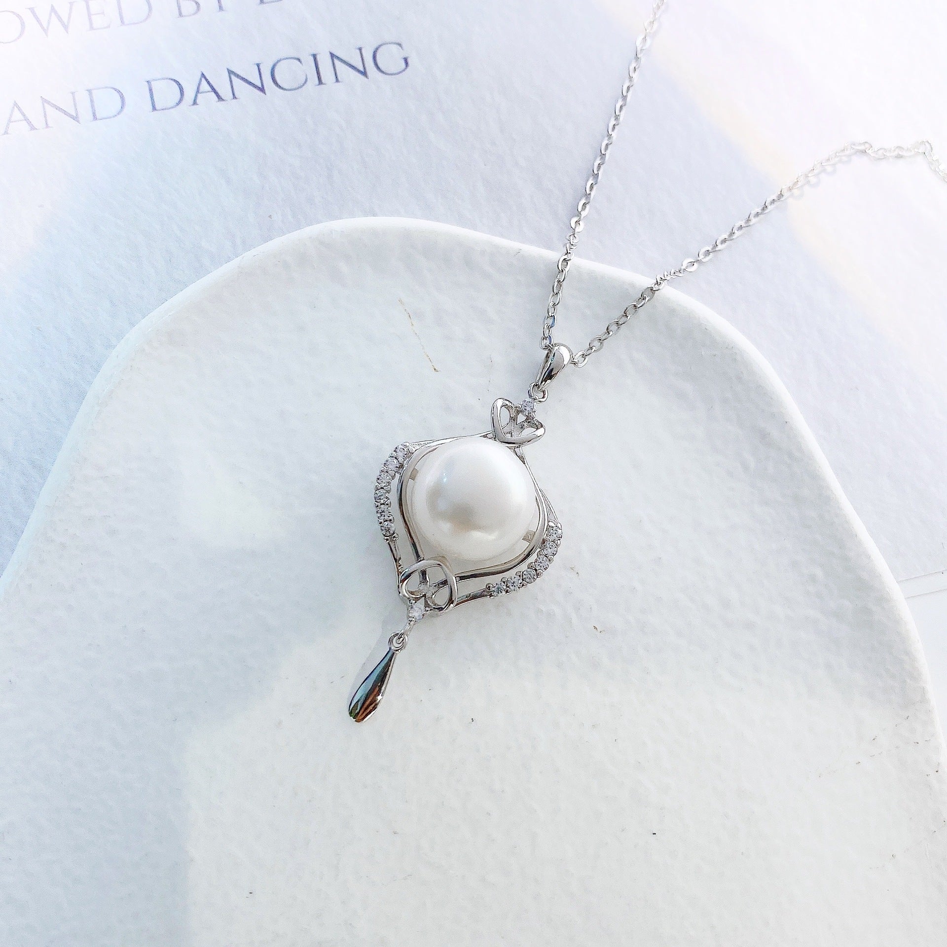 Round Natural Pearl Lantern Shape Pendant Silver Necklace for Women