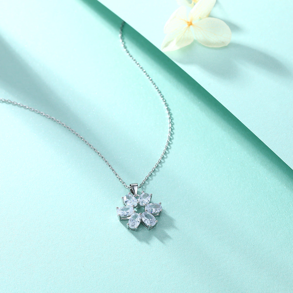 Zircon Petals Flower Pendant Silver Necklace for Women