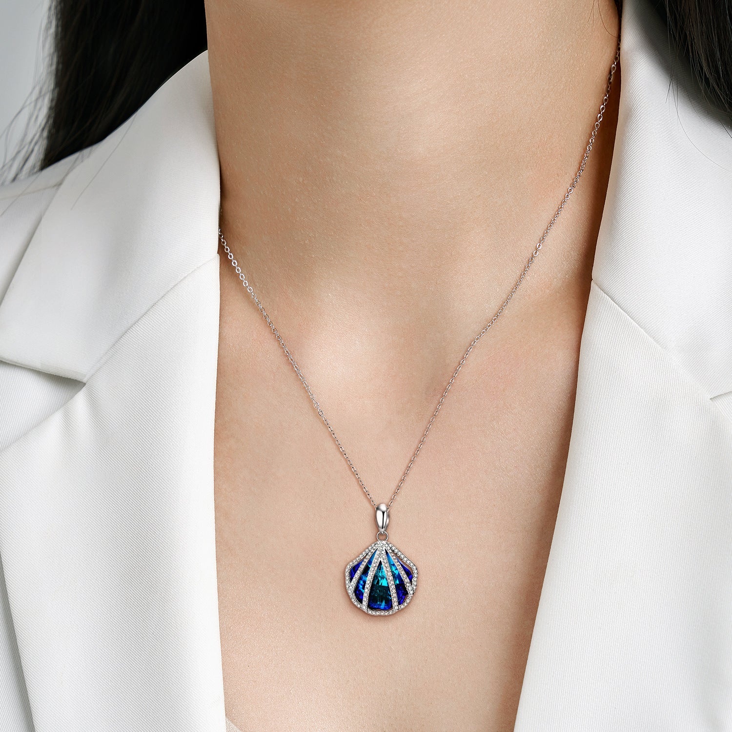 Ocean Element Blue Zircon Shell Pendant Silver Necklace