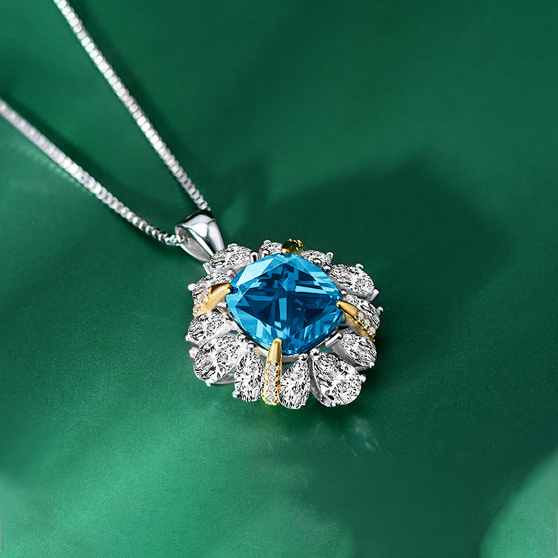 Petals Halo Square Blue Zircon Necklace