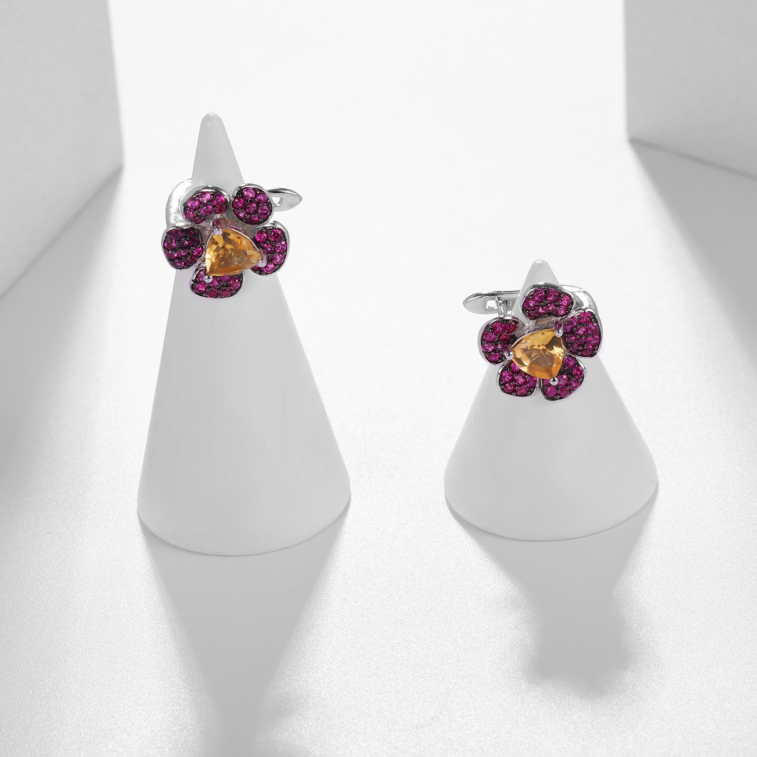 Simple Natural Style Inlaid Colourful Gemstoes Flower Silver Studs Earrings for Women