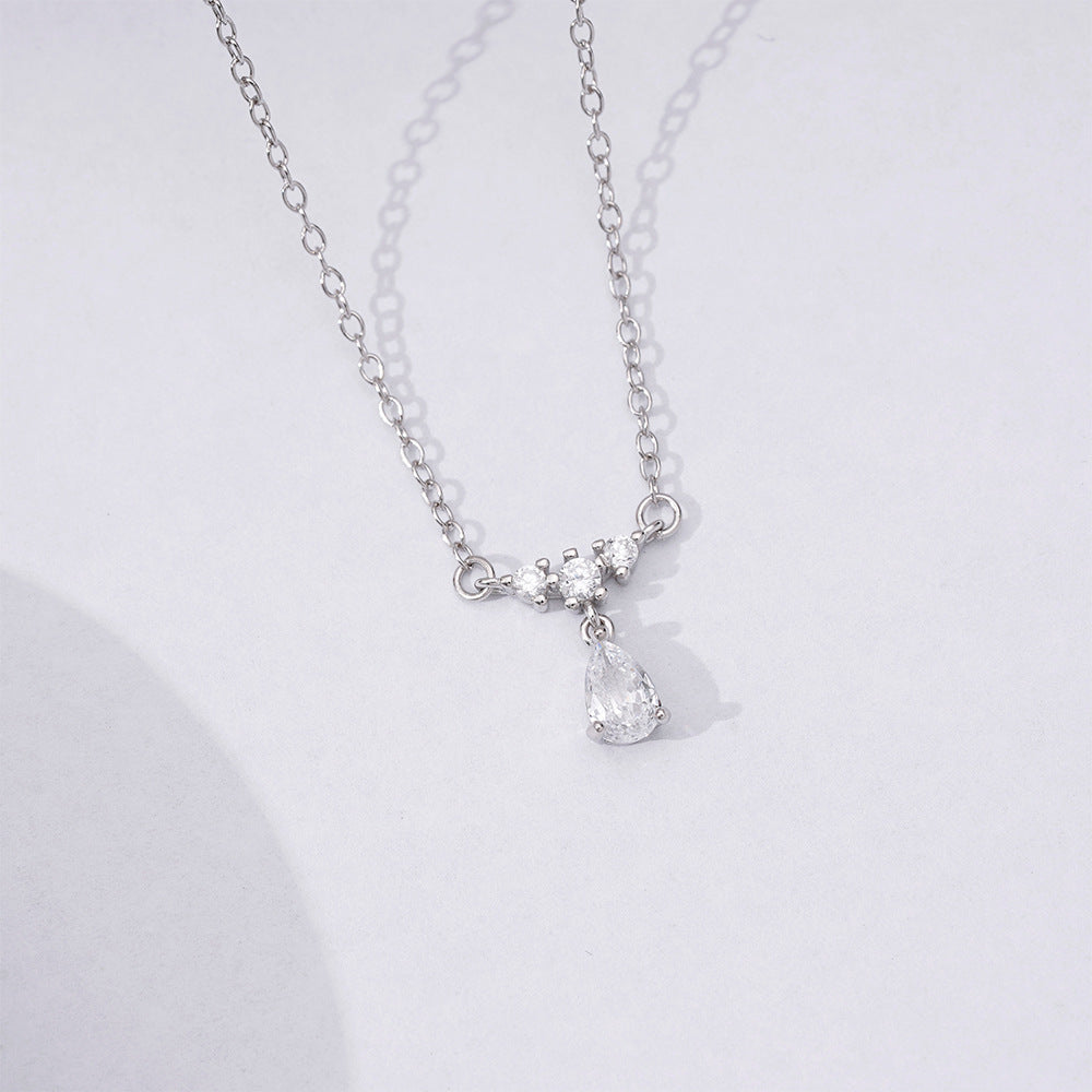 Pear Shape Zircon Silver Necklace