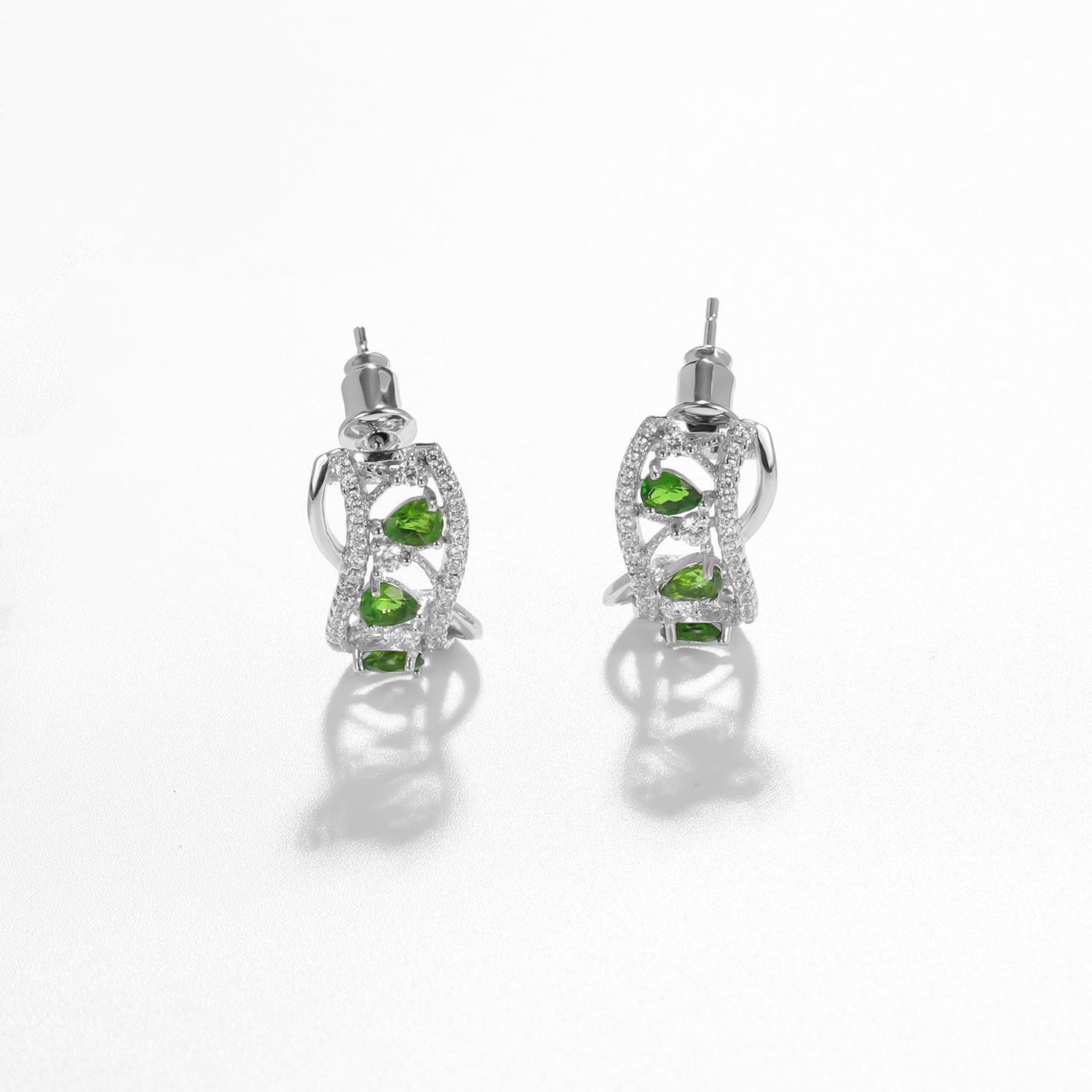 C Shape Wave Natural Diopside Silver Stud Earrings