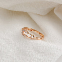 Zircon Pin Silver Ring