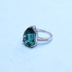 S925 Silver Pear Shape Green Crystal Ring