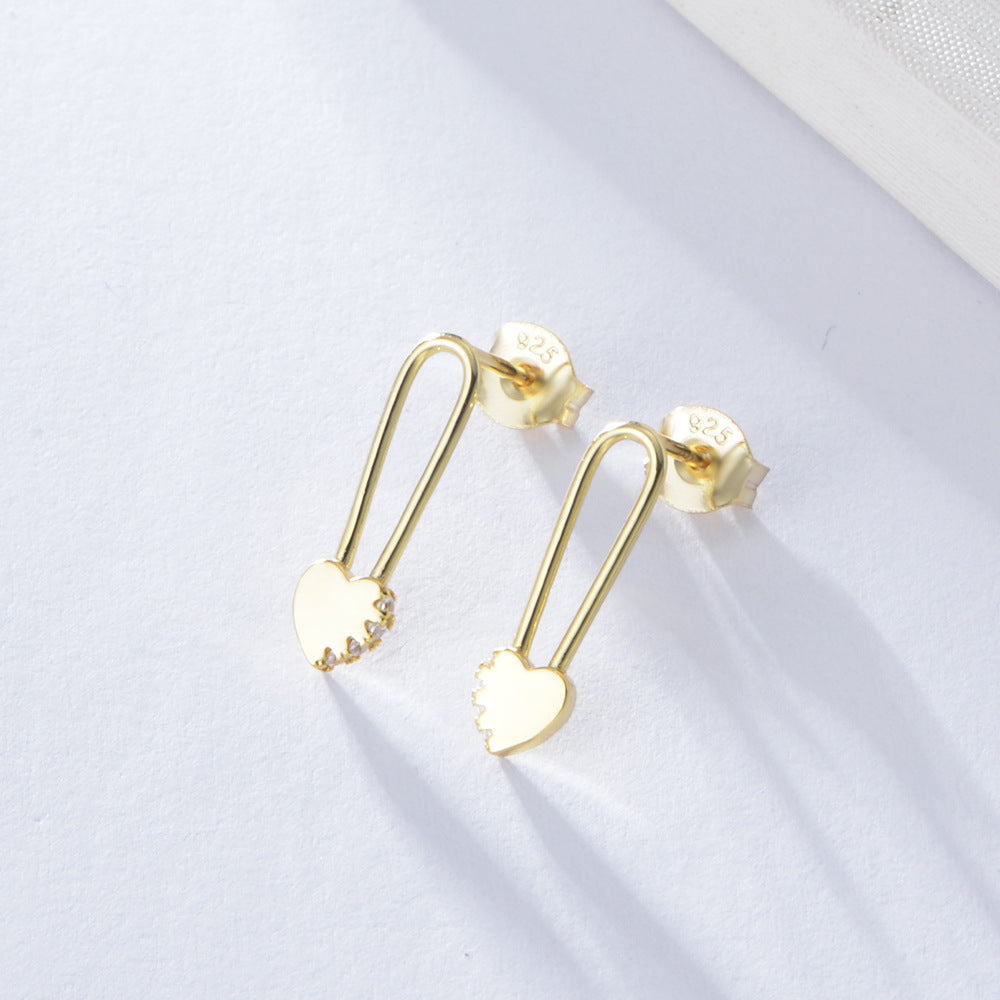 Heart-shaped Paper Clip Silver Studs Earrings for Women