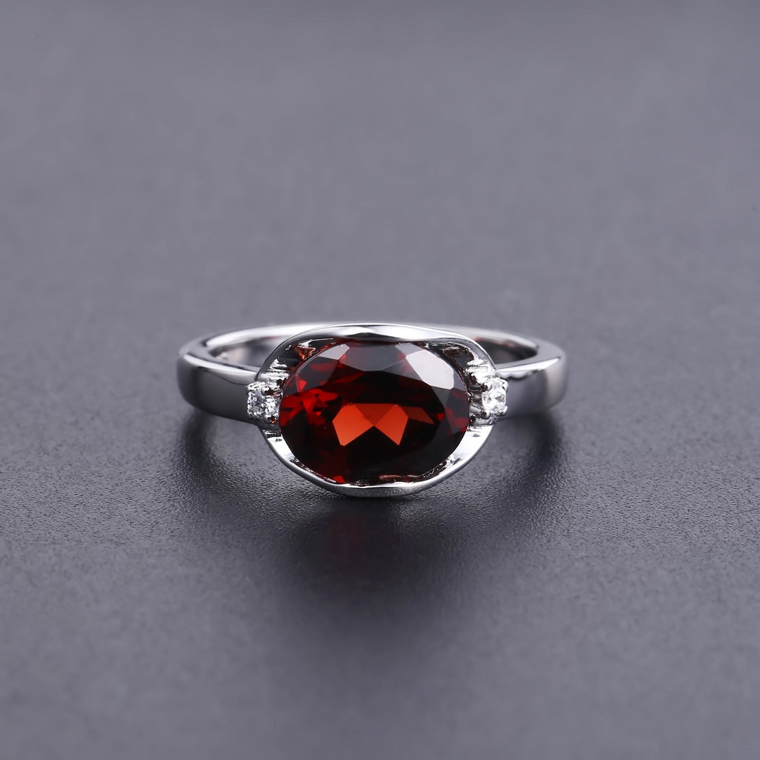 Natural Garnet Oval Shape Silver Ring for Women