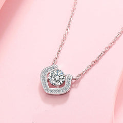 Love Design with Round Zircon Pendant Silver Necklace for Women