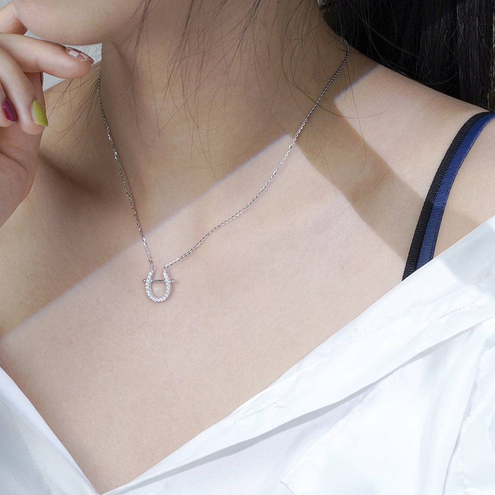 (Two Colours) White Zircon U-shaped Horseshoe Pendants Collarbone Necklace for Women