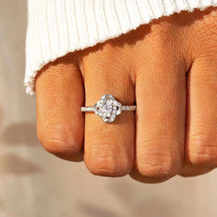 Round Zircon Four Leaf Windmill Opening Sterling Silver Ring