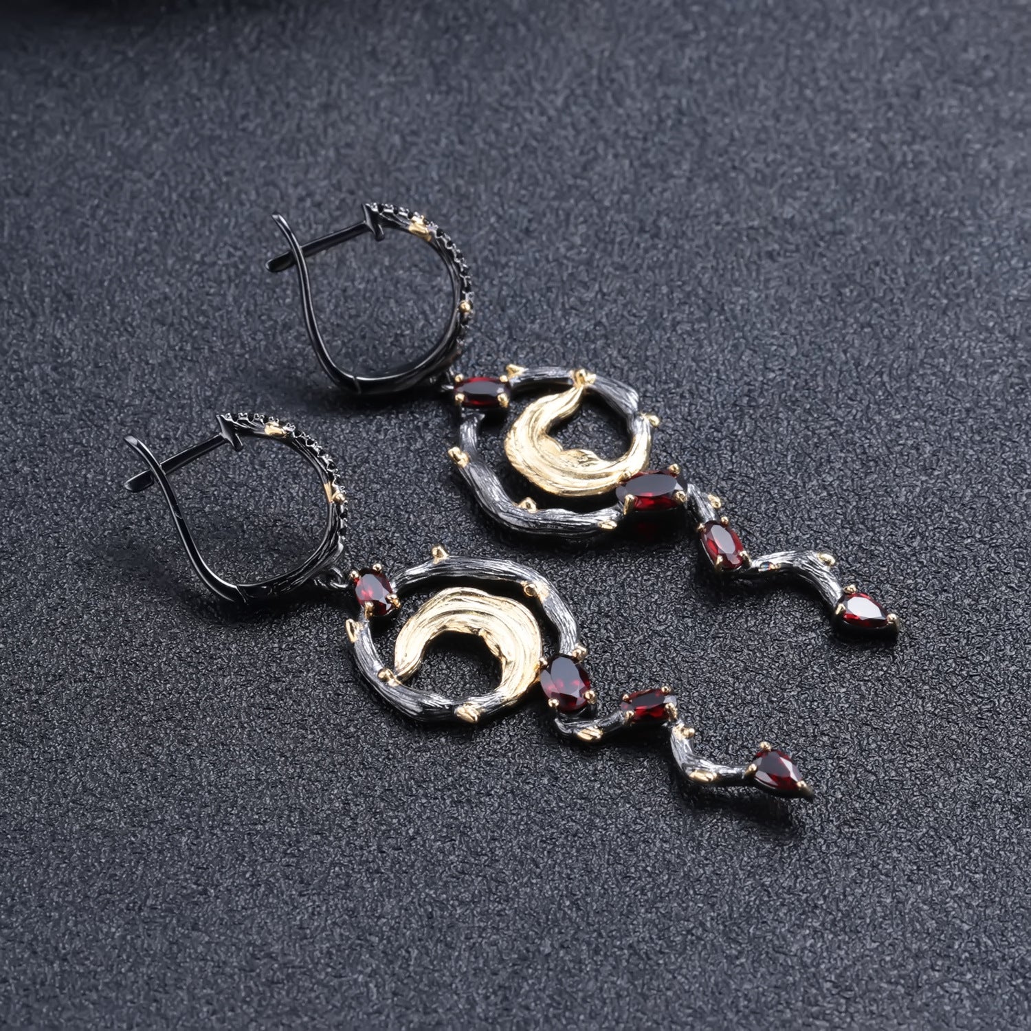 Natural Style S925 Silver Natural Color Gemstone Garnet Drop Earrings for Women