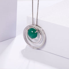 Design Natural Green Agate Circle Pendant Silver Necklace for Women