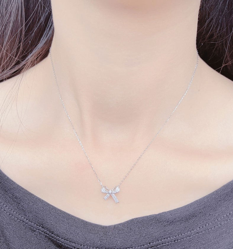 (Two Colours) White Zircon Simplicity Bowknot Pendants Collarbone Necklace for Women