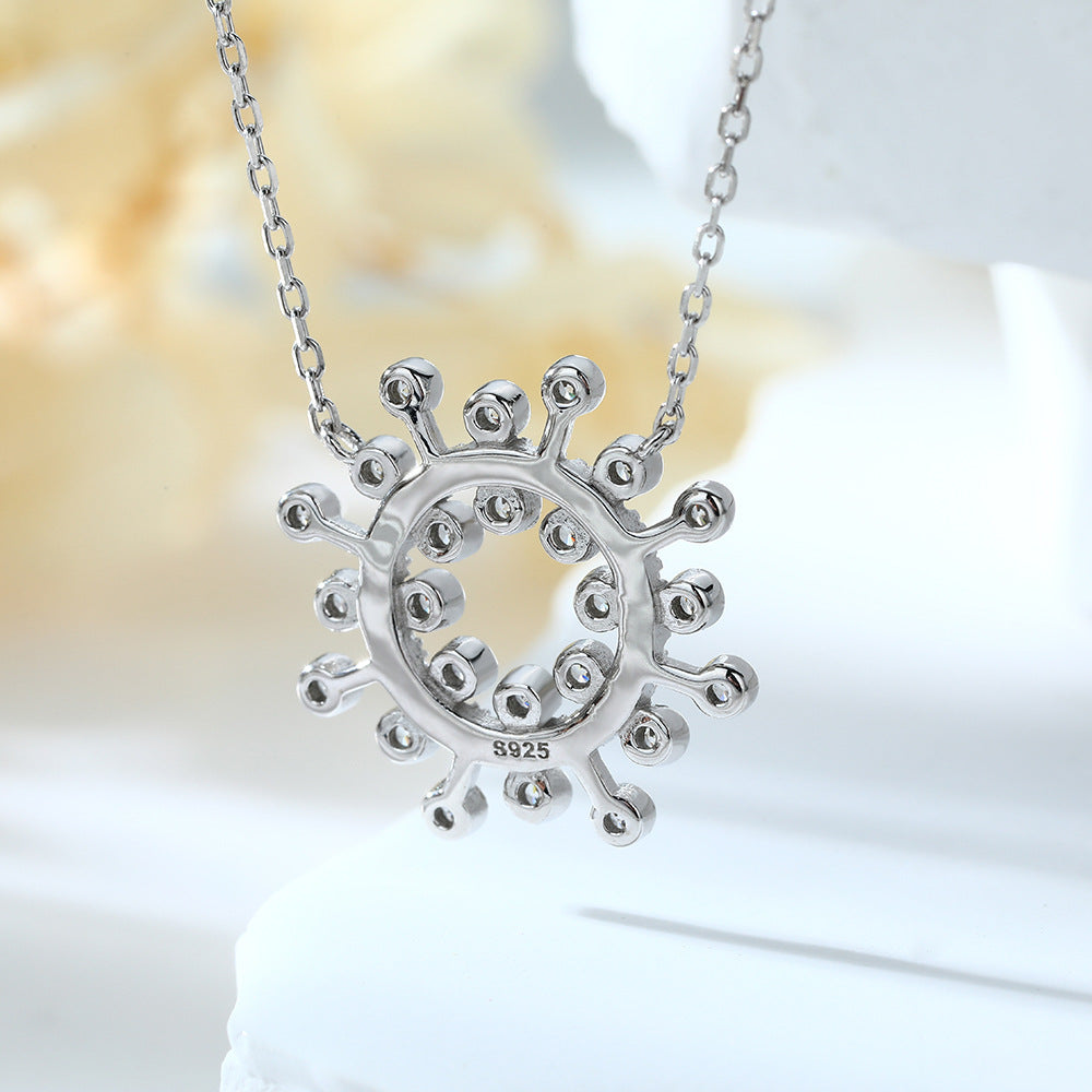 Round Zircon Sun Pendant Silver Necklace for Women