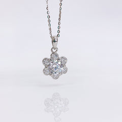 Round Zircon Flower Pendant Silver Necklace for Women