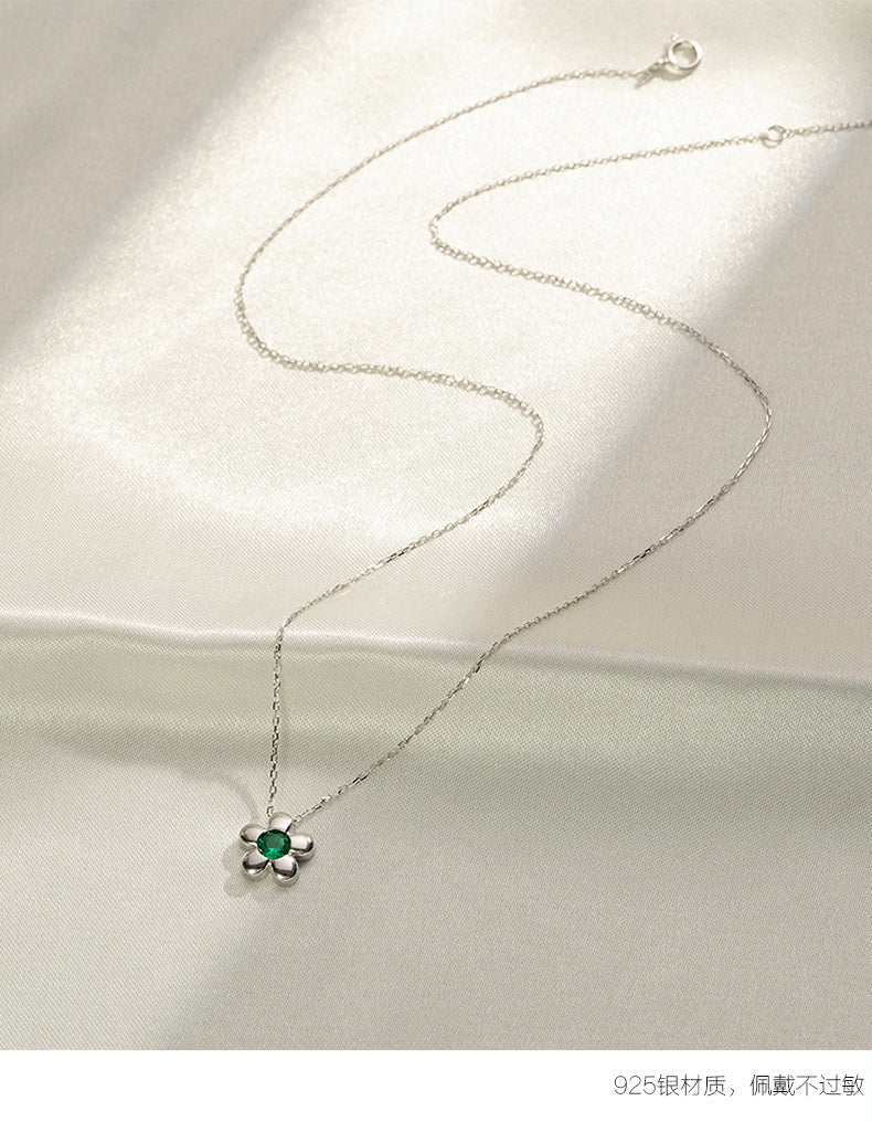 (Two Colours) Emerald Colour Flower Pendants Collarbone Necklace for Women