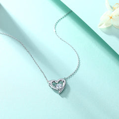 Round Zircon Heart-shaped Pendant Silver Necklace for Women