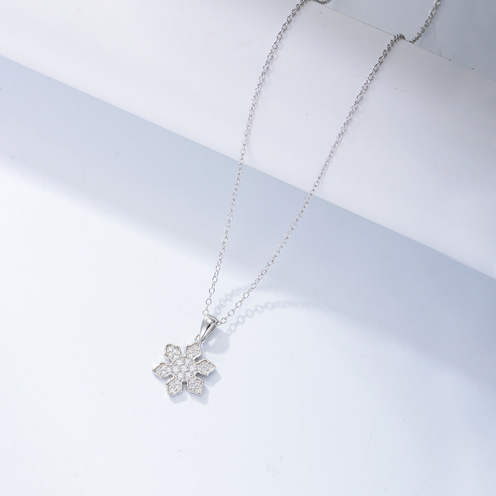 White Zircon Snow Flower Pendant Sterling Silver Collarbone Necklace for Women