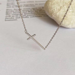 (Two Colours) The Cross Pendants Collarbone Necklace for Women