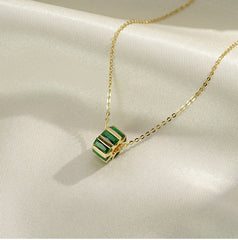 (Two Colours) Emerald Colour Zircon Water Wheel Pendants Collarbone Necklace for Women