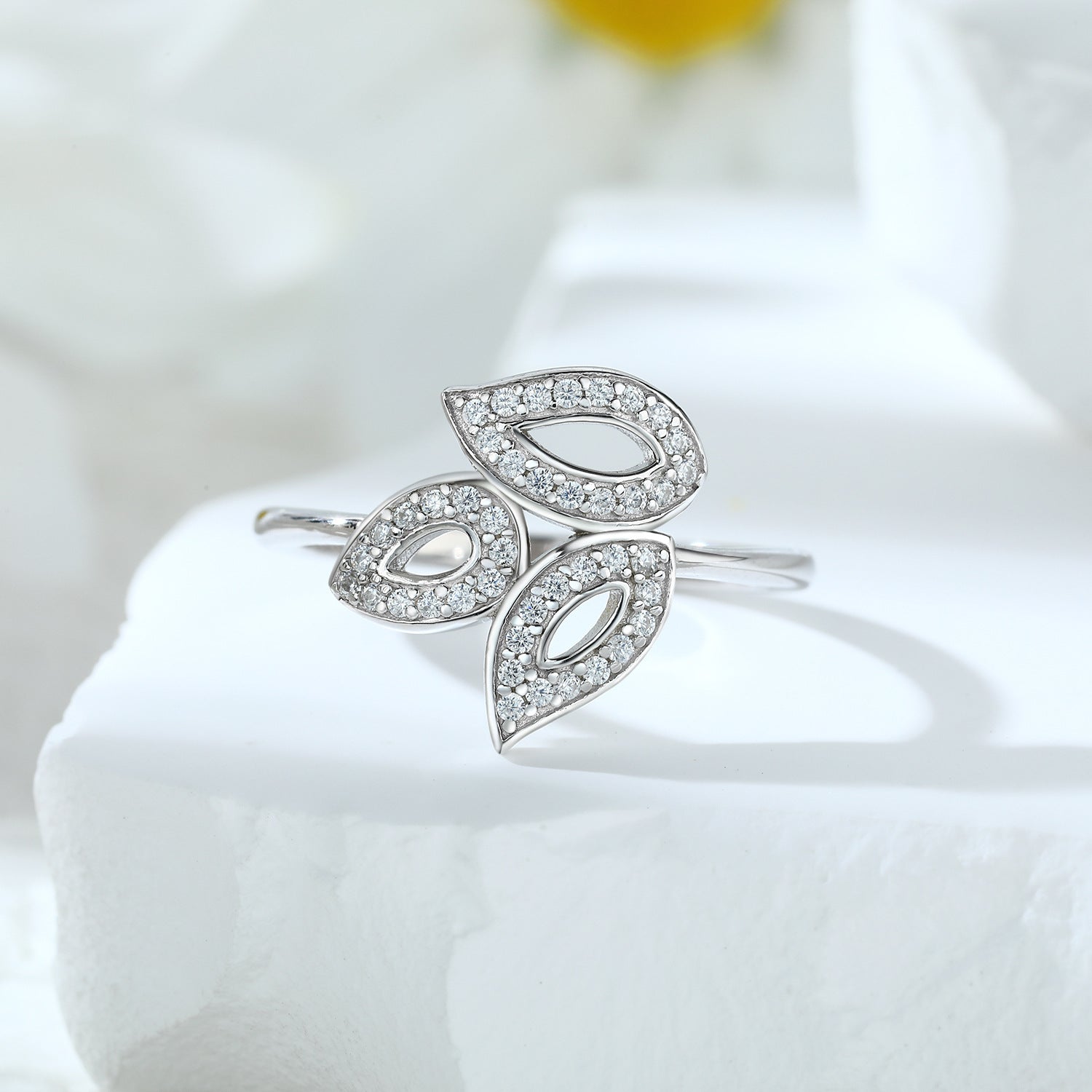 Zircon Leaf Silver Ring