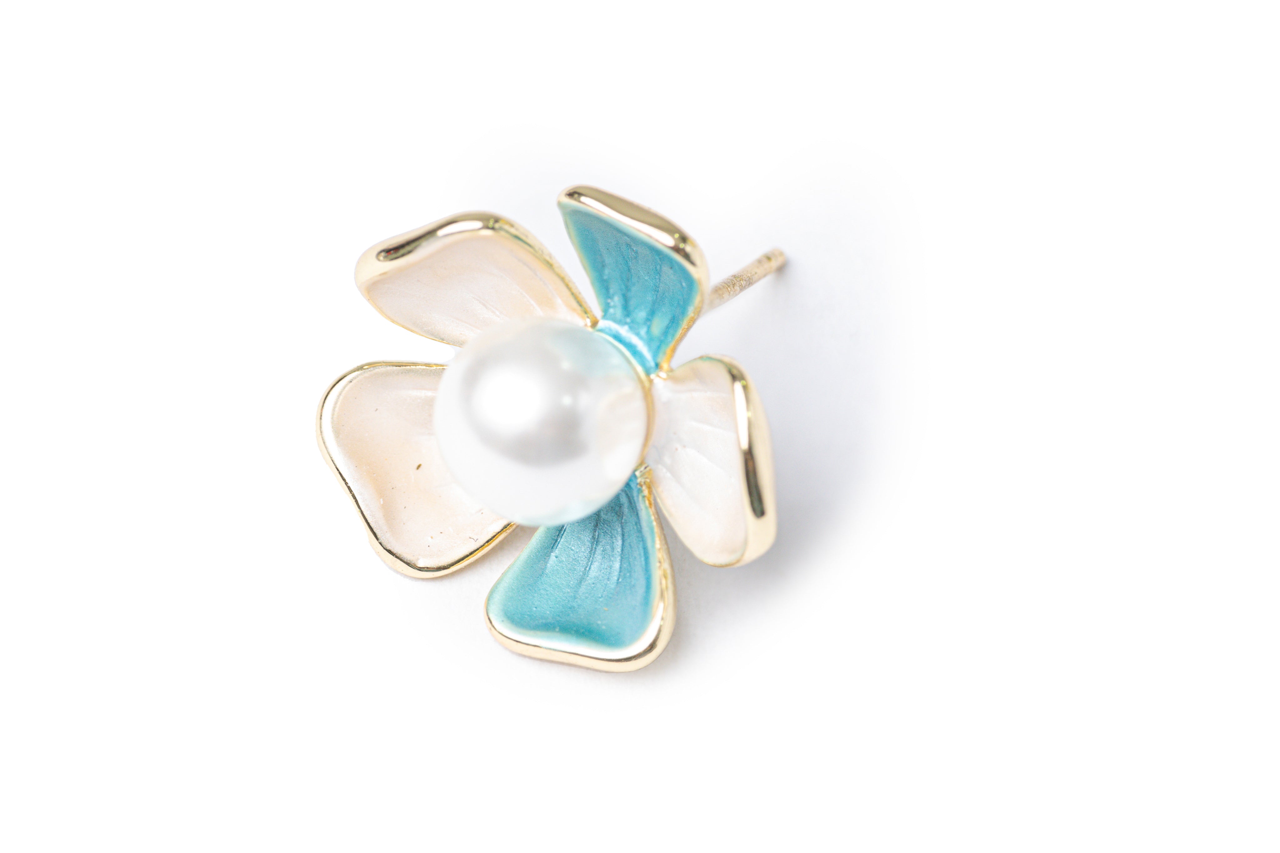 Pearl Flower Studs