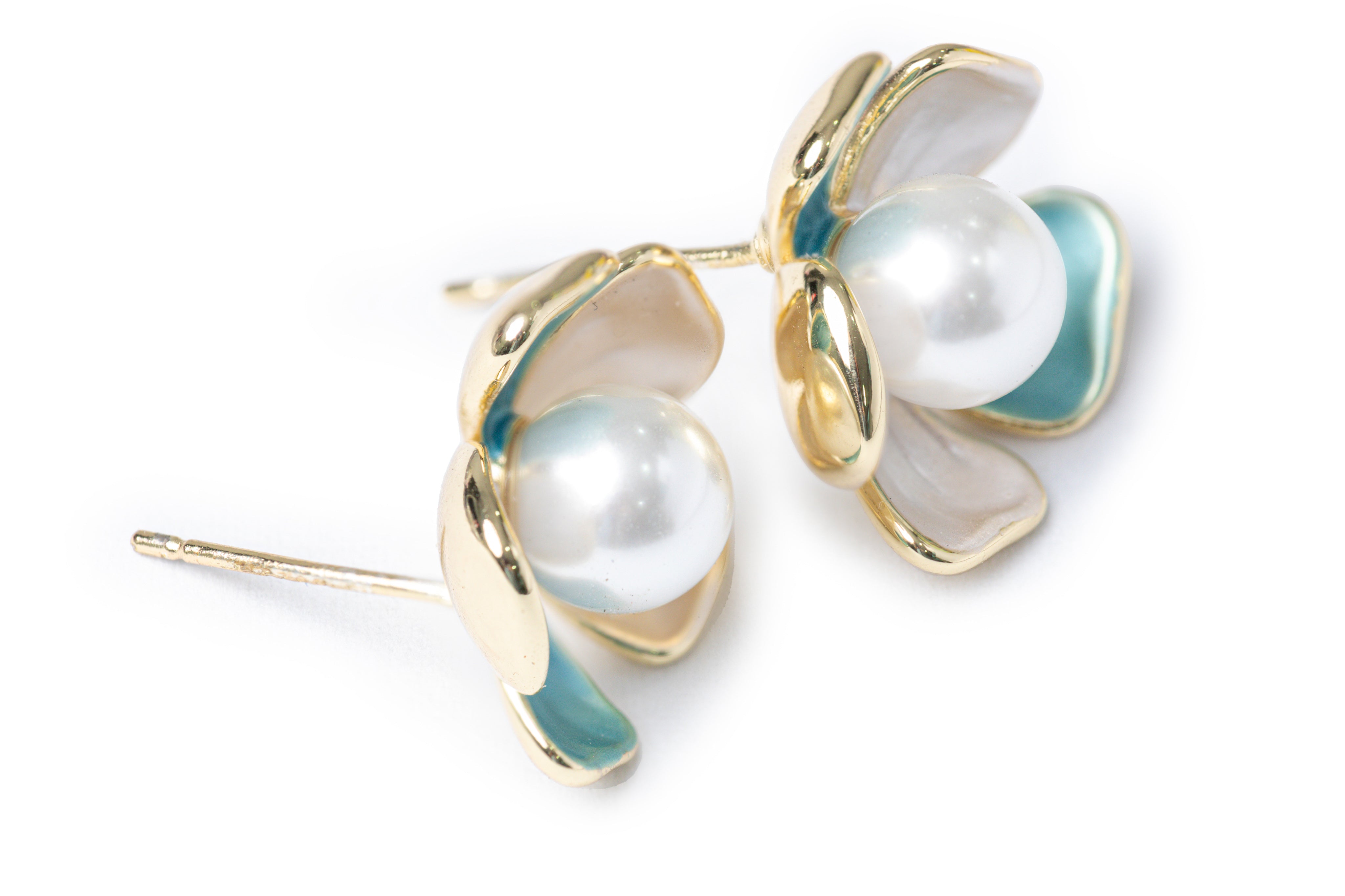 Pearl Flower Studs