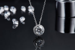 Soleste Halo 1.0Carat Round Moissanite Pendant