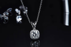 1.0 Carat Round Cut Moissanite Soleste Pendant