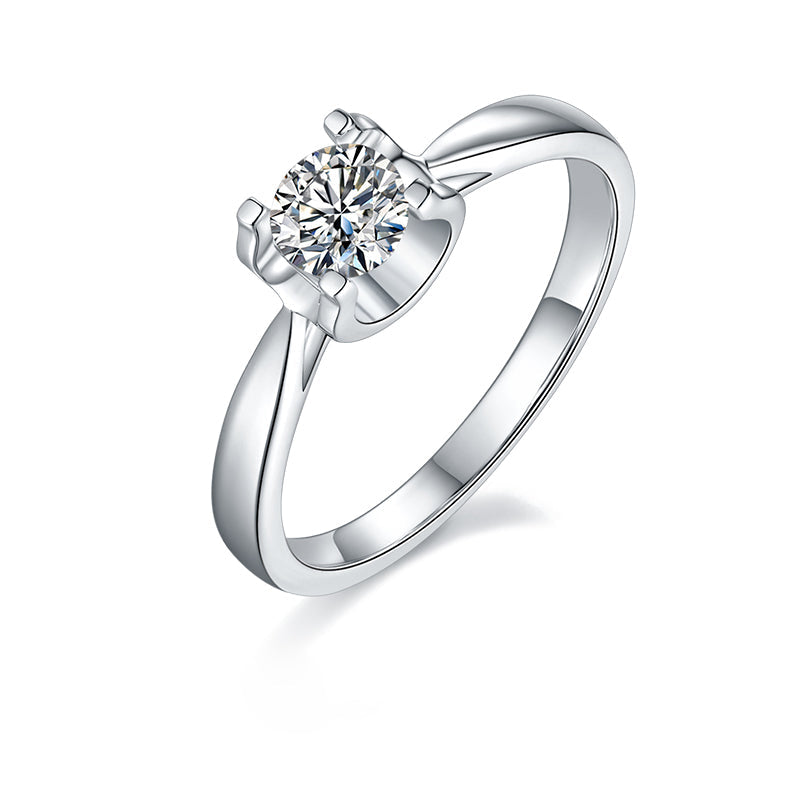 Ox Head Prongs 0.5Carat Round Moissanite Engagement Ring