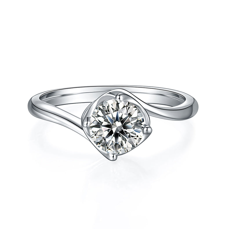 1.0Carat Moissanite Embraced Twist Arm Ring