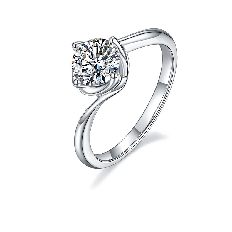 1.0Carat Moissanite Embraced Twist Arm Ring