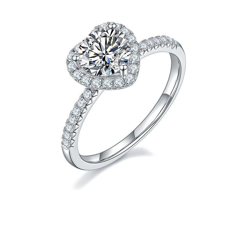 Heart Shape Halo 1.0Carat Round Moissanite Engagement Ring