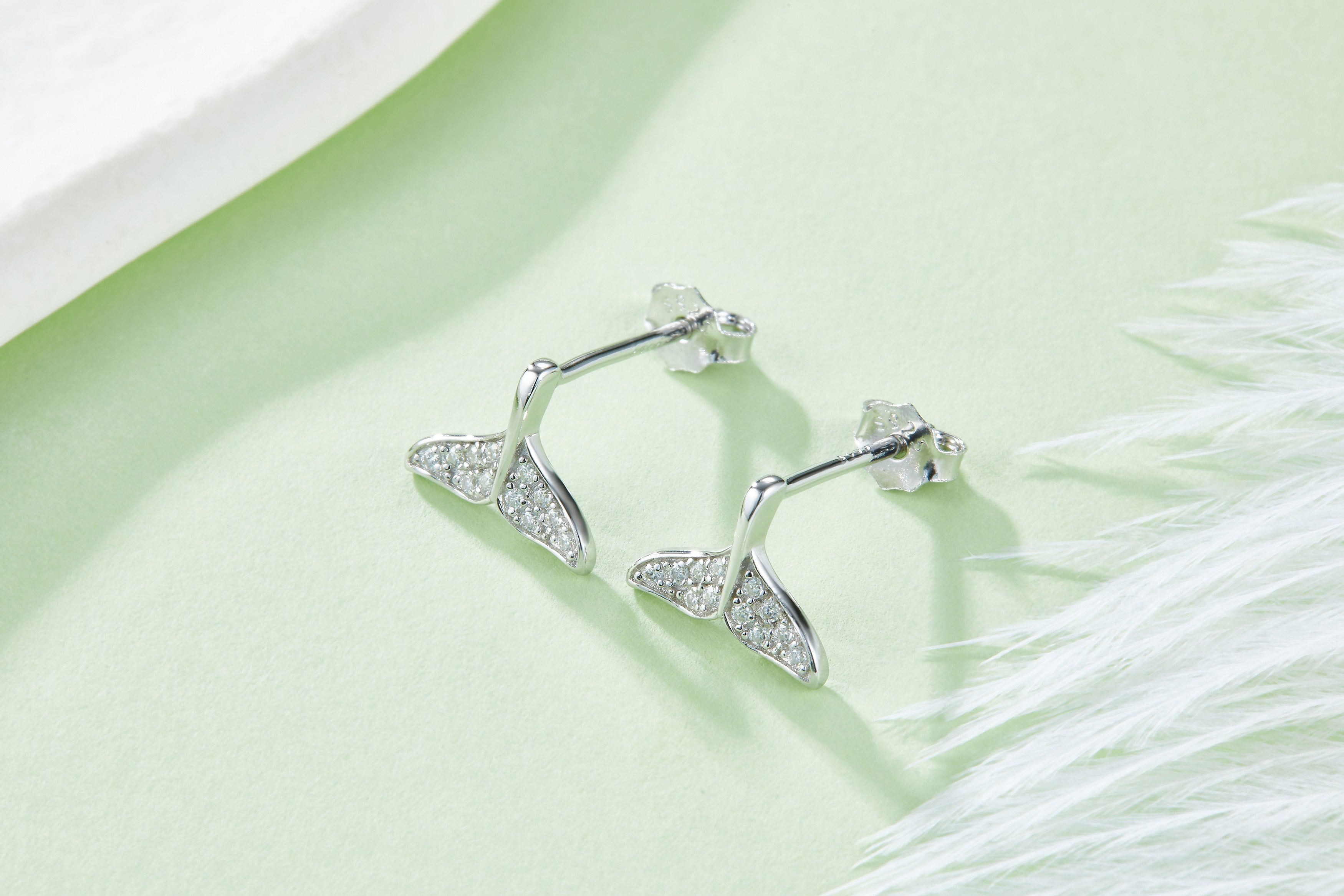 Moissanite Mermaid Tail Plated Platinum Studs Earrings for Women