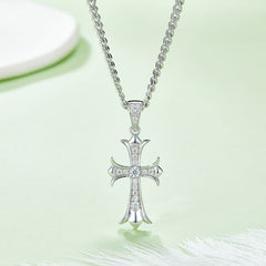 Vintage Crucifix 3.0mm Moissanite Silver Necklace