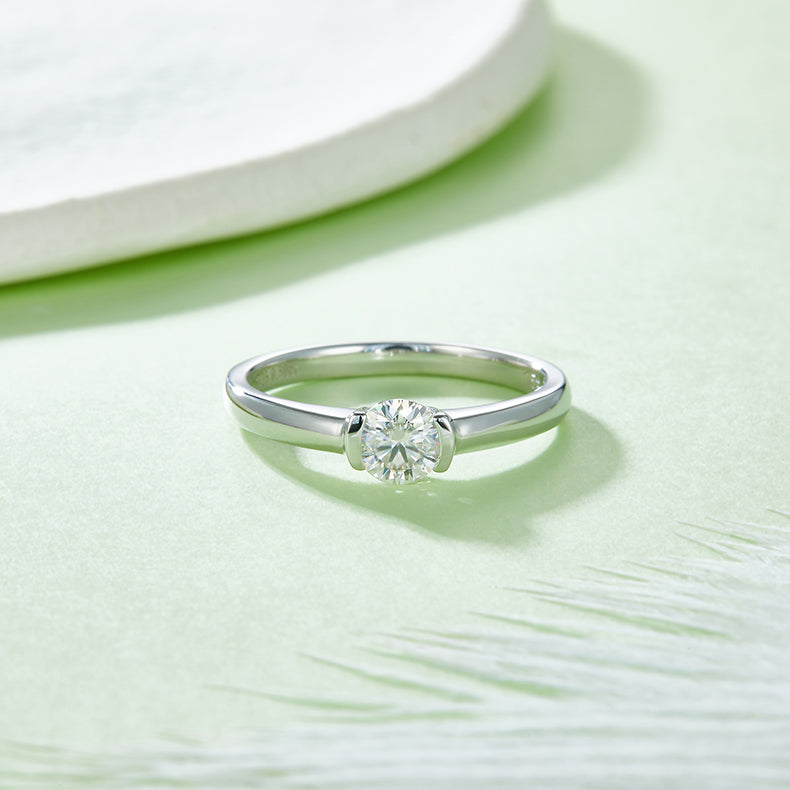 Solitaire 0.5 Carat Round Cut Moissanite Engagement Ring